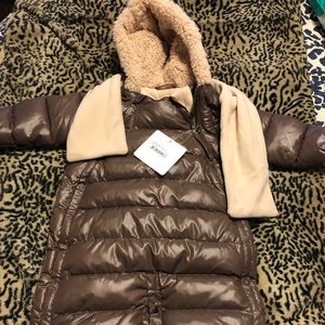 7amenfant infant snowsuit NWT lg.